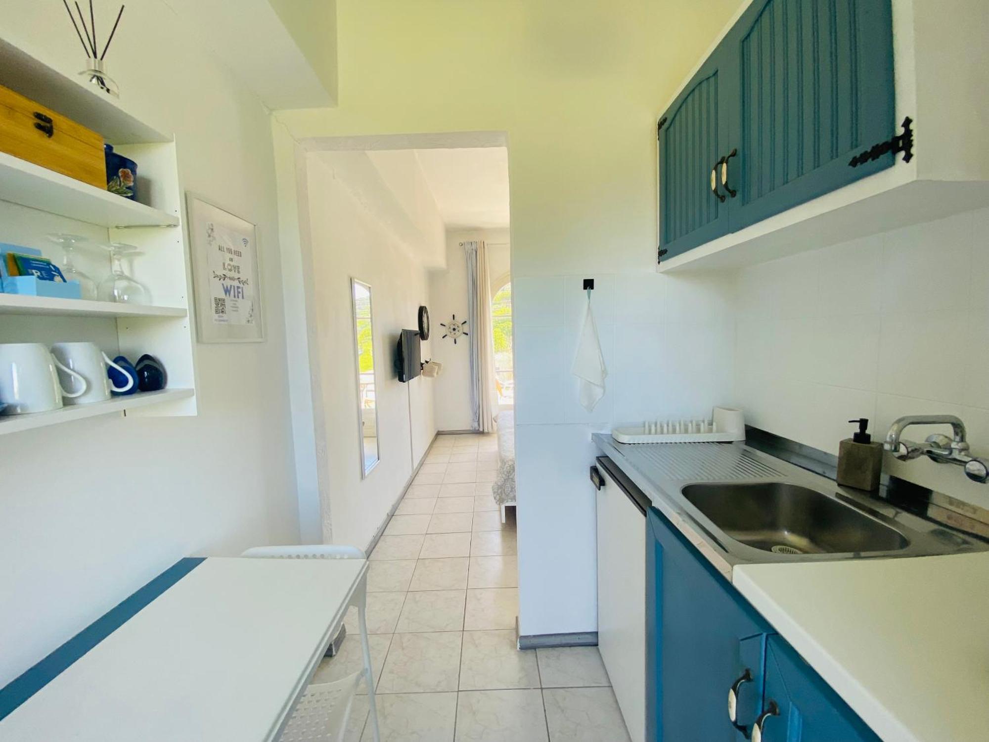 Apartment Navy With Mountain View &private Parking